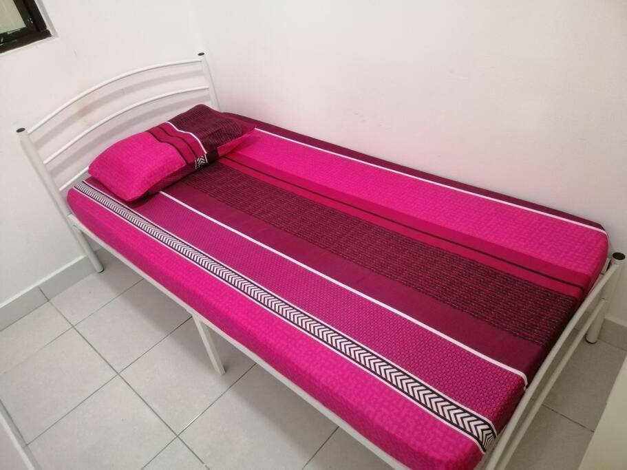 H&H Lovely Homestay In Nilai Extérieur photo
