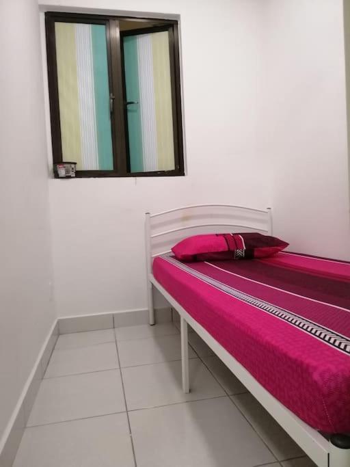 H&H Lovely Homestay In Nilai Extérieur photo