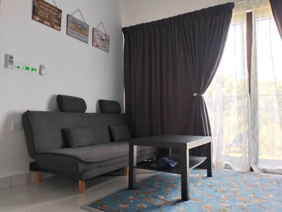 H&H Lovely Homestay In Nilai Extérieur photo